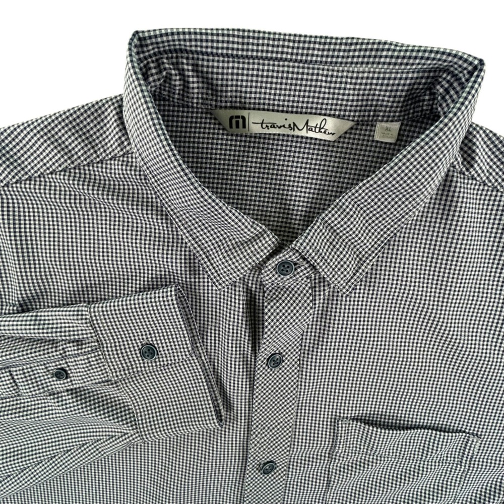 TravisMathew Mens XL Gingham Button Down Shirt Performance Stretch Navy White